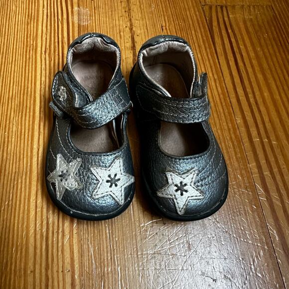 Pediped grip 'n' go leather starlite pewter gray star mary jane shoes SIZE 4/4.5 - Picture 1 of 5